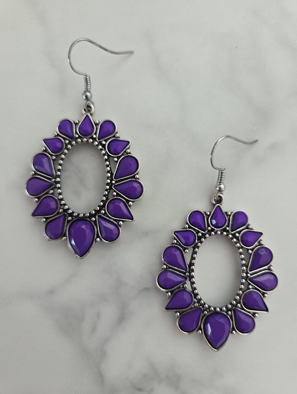 ​Paparazzi Purple Teardrop Bead Silver Oval Frame Dangle Earrings - Picture 3 of 12
